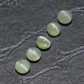 2.23天然绿色Chrysoberyl Cat's Eye，圆形切割，3.89毫米，半透明