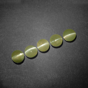 天然绿色Chrysoberyl Cat's Eye，透明，4.03毫米，透明/半透明