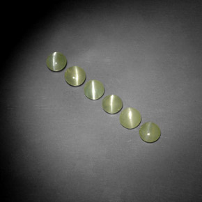 天然绿色Chrysoberyl Cat's Eye，透明，4.07毫米，透明/半透明
