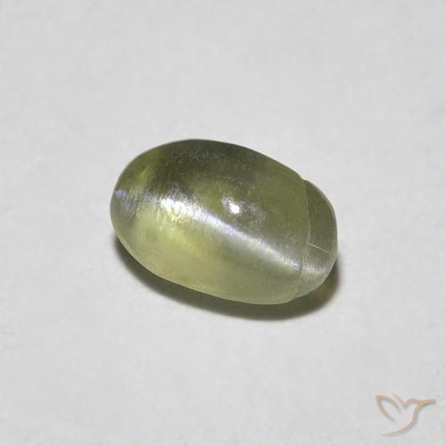 0.55克拉天然金绿玉猫眼，椭圆形，半透明