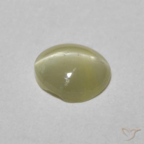 0.45克拉天然金绿玉猫眼，椭圆形，半透明