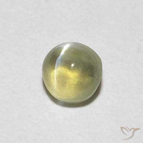 0.28克拉天然金绿玉猫眼，椭圆形，半透明