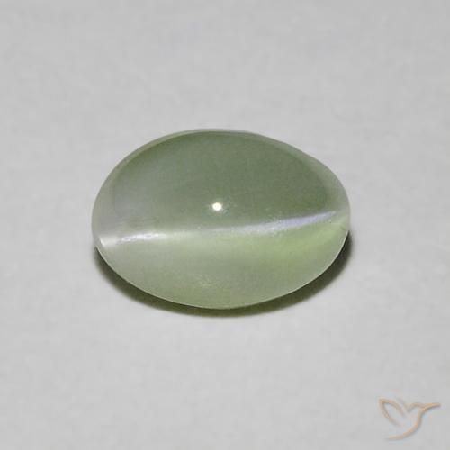 0.90克拉天然绿色Chrysoberyl Cat's Eye，椭圆形切割，5.7×3.9毫米，半透明