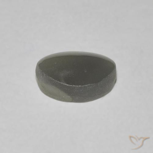 0.66克拉天然金绿玉猫眼，椭圆形，半透明