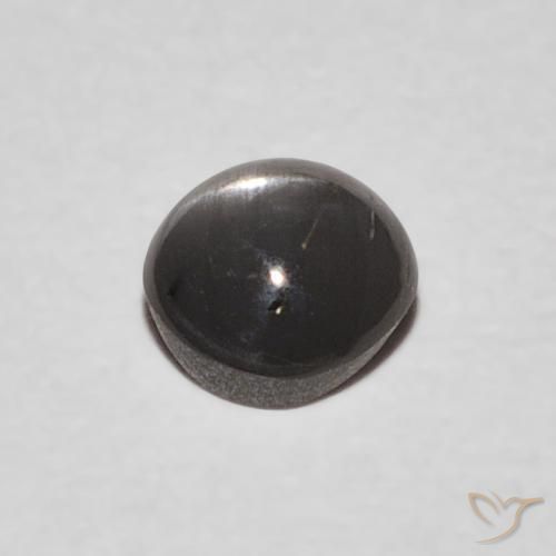 0.63克拉天然金绿玉猫眼，椭圆形，不透明