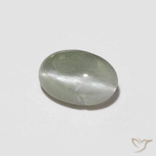 0.26克拉天然金绿玉猫眼，椭圆形，不透明