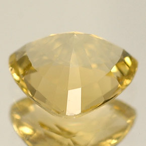 0.78克拉天然黄色金绿宝石，三角形，6.8×5.8毫米，IF