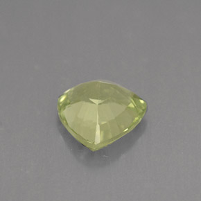 1.04克拉天然绿色金绿宝石，三角形，6.6×6.4毫米，VVS-VS
