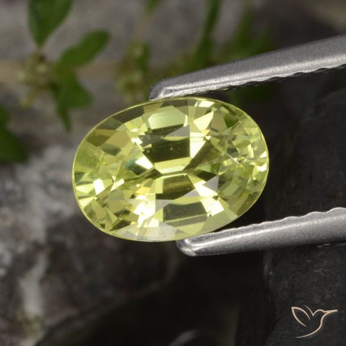 0.98ct 天然 中黄色 金绿玉, 椭圆形, VVS
