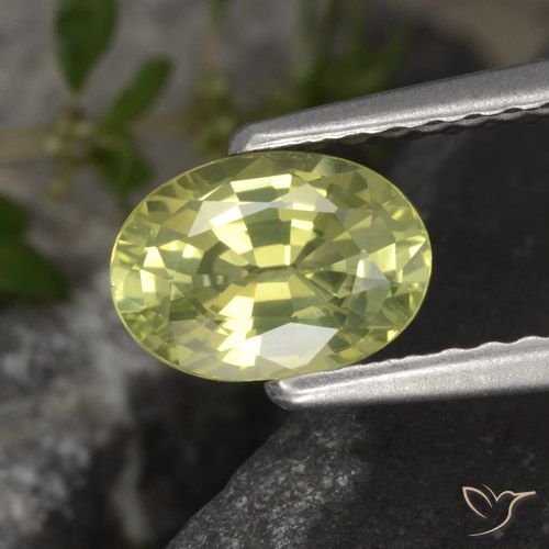1.00ct 天然 中黄色 金绿玉, 椭圆形, VVS