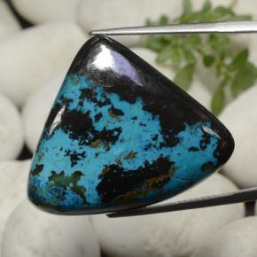 59.64克拉天然硅孔雀石，三角形，不透明