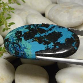 89.23克拉天然硅孔雀石，椭圆形切割，不透明