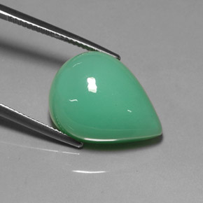 17.50克拉天然绿色绿玉髓，梨形，20.1×15.1毫米，半透明