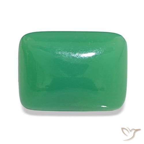 8.79克拉天然绿玉髓，狭长方形，不透明