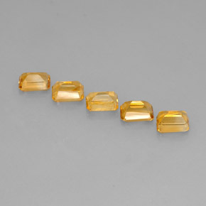 天然黄金色黄水晶，祖母绿式切割，6.9×5毫米，VVS-VS