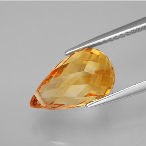 4.22克拉天然黄金色黄水晶，水滴珠形切工，12.5×7.5毫米，VVS