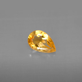 0.70克拉天然黄色黄水晶，梨形，7.8×5.1毫米，VVS-VS