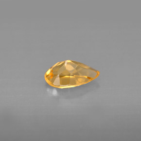 0.73克拉天然黄色黄水晶，梨形，7.7×5毫米，VVS-VS
