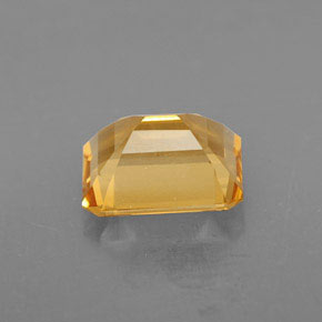 1.74克拉天然黄色黄水晶，祖母绿式切割，8.9×6.9毫米，VVS-VS