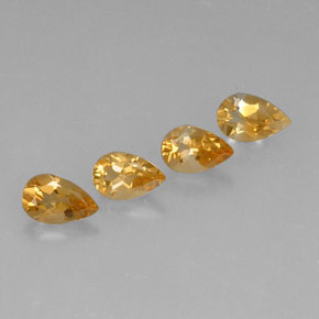 天然黄金色黄水晶，梨形，7.8×5毫米，VVS
