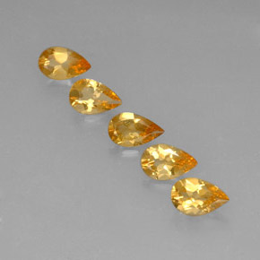 3.12天然金色黄水晶，梨形，7.9×5毫米，VVS