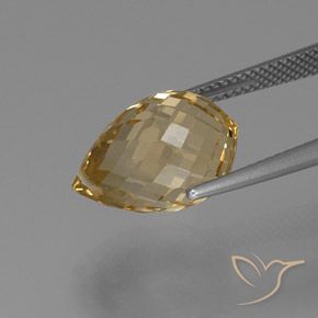 7.86克拉天然黄水晶，泪滴形，VS