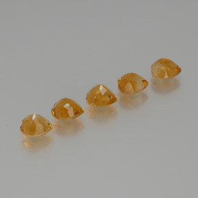 5.25天然金色黄水晶，心形，7×6.8毫米，VS