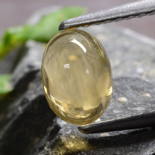 1.02克拉天然黄色黄水晶，椭圆形切割，6.9×5.1毫米，透明