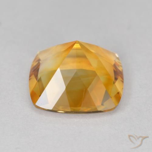 3.47克拉天然金色黄水晶，垫形剪裁，10.1×10毫米，VVS
