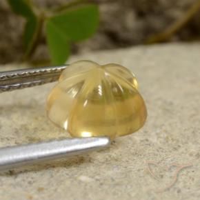 1.76克拉天然黄水晶，花形切割，透明