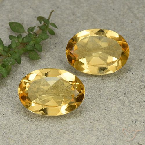 8.68ctw 天然 金橙色 黄水晶, 椭圆形, VVS-VS