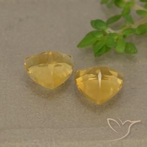 1.34克拉天然黄水晶，胖三角形，VVS-VS
