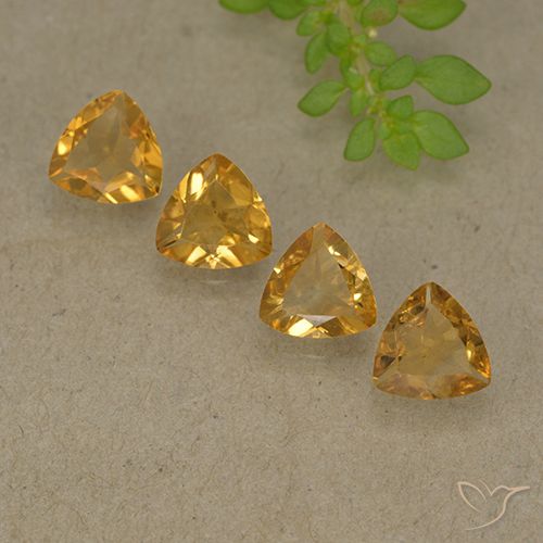 2.25ctw 天然 深橙金 黄水晶, 胖三角形, VVS-VS