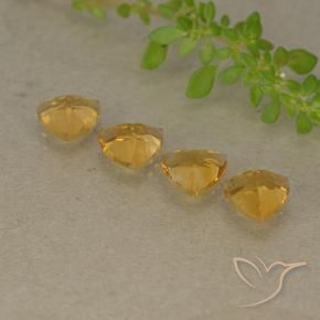 2.60克拉天然黄水晶，胖三角形，VVS-VS