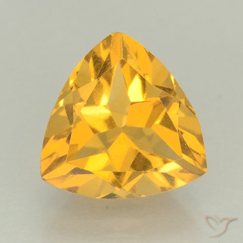 2.22ct 天然 中金 黄水晶, 胖三角形, VVS