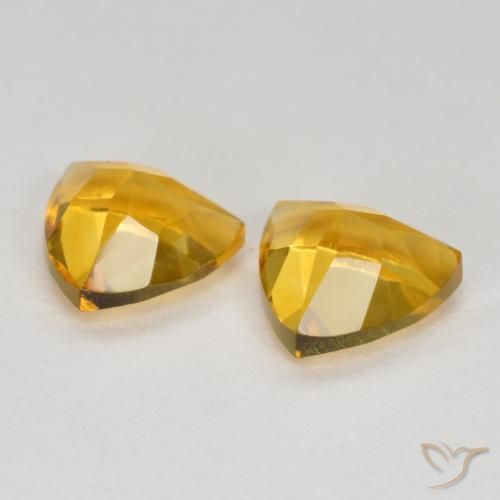 1.39克拉天然黄水晶，胖三角形，VS