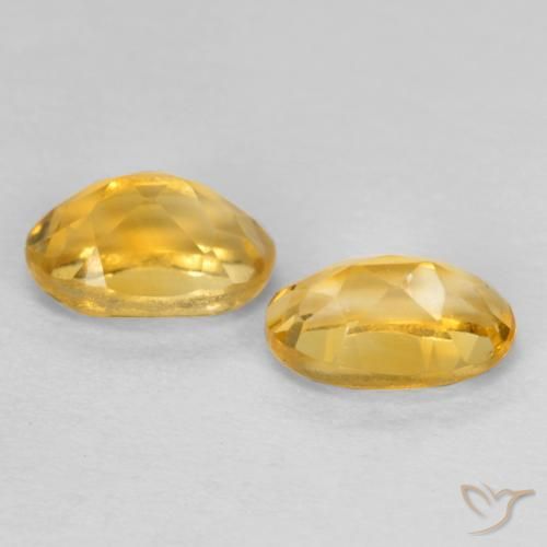 0.90克拉天然黄水晶，椭圆形，VS