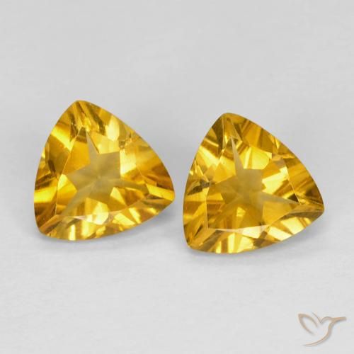 1.31克拉天然黄水晶，胖三角形，VVS