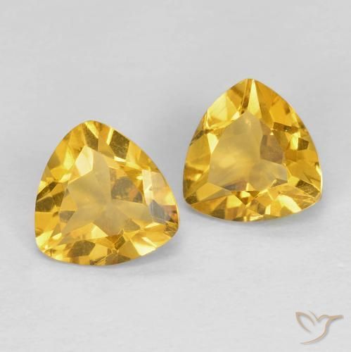 1.55克拉天然黄水晶，胖三角形，VVS