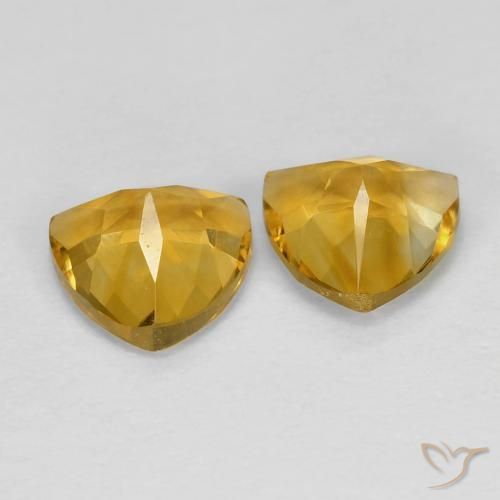 1.55克拉天然黄水晶，胖三角形，VVS
