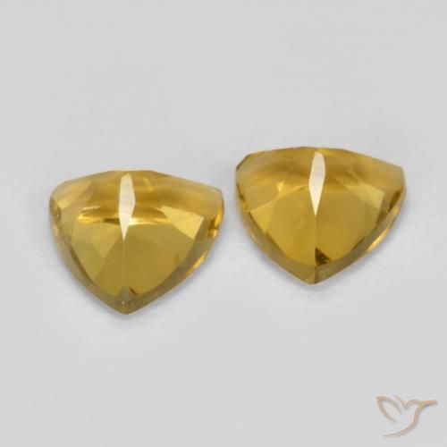 1.33克拉天然黄水晶，胖三角形，VVS