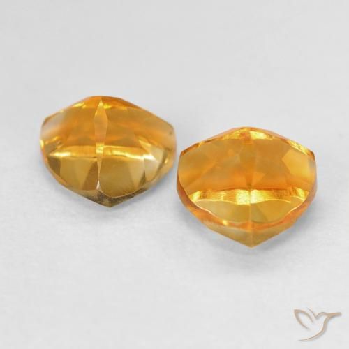 1.68克拉天然黄水晶，胖三角形，VVS-VS