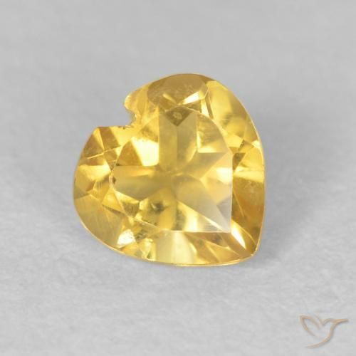 0.45克拉天然黄水晶，心形，VS