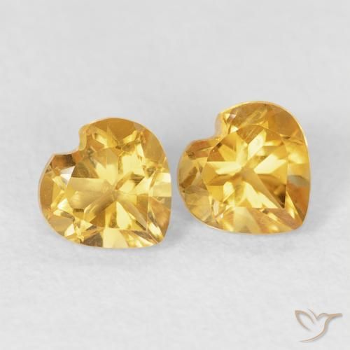 0.90克拉天然黄水晶，心形，VVS-VS