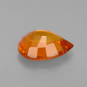 1.93克拉天然橙色单斜硅镁石，梨形，9.8×7.2毫米，SI
