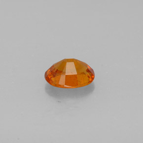 0.92克拉天然橙色单斜硅镁石，椭圆形切割，6.8×5.5毫米，SI