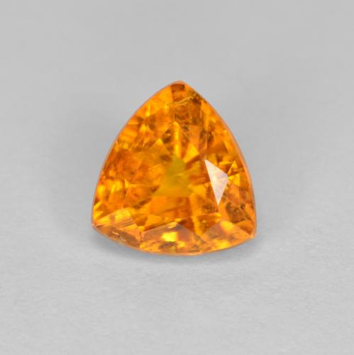 1.20克拉天然橙色单斜硅镁石，三角形，6.8×6.6毫米，SI