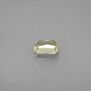 0.70克拉天然变色硬水铝石，祖母绿式切割，5.7×4.3毫米，VS