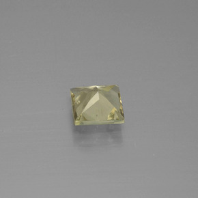 0.86克拉天然变色硬水铝石，方形，5.5×5.5毫米，VS