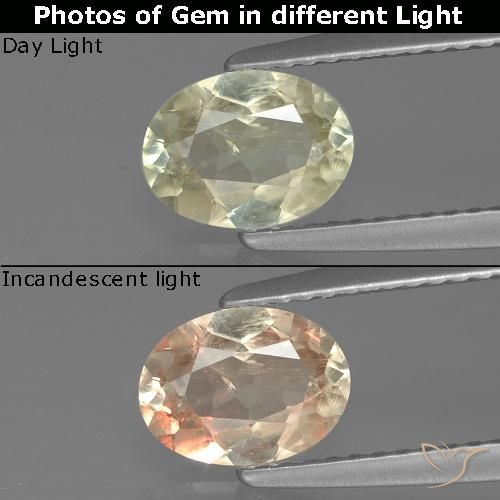 0.98ct 天然 淡黄色 变色流散, 椭圆形, VS-SI